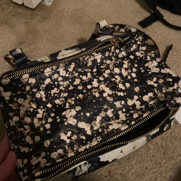 Givenchy Pandora Floral Medium - Picture 1 of 8